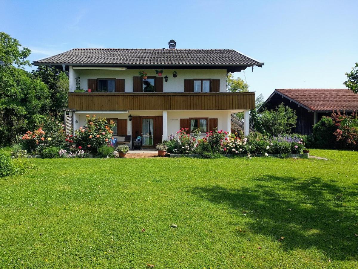 Ferienwohnungen Loisenhof Gstadt am Chiemsee Exterior photo
